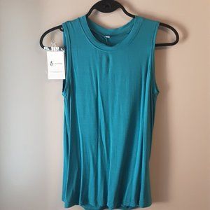 Mippo Teal Sleeveless Open Back Rayon Shirt Size Small New!